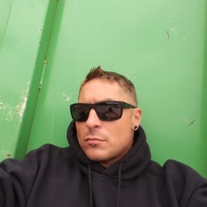 Meet your Posher, Sam